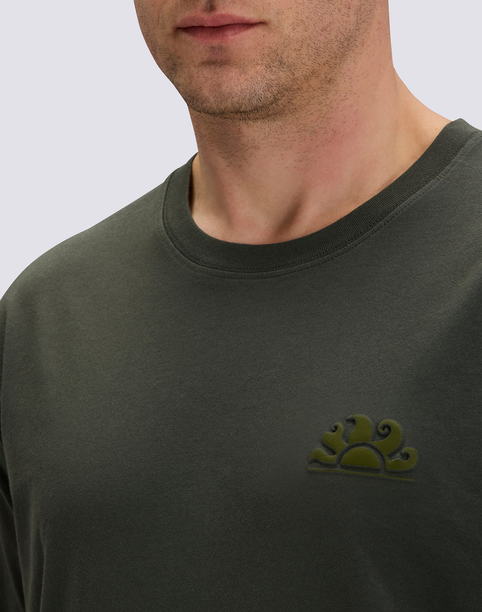 T-SHIRT UOMO A GIROCOLLO CON LOGO EMBOSSATO - Image 4