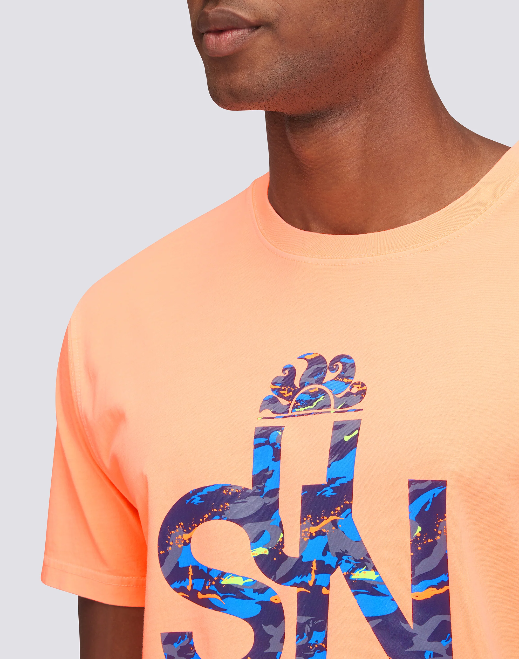 T-SHIRT CON LOGO CAMOU - Image 3