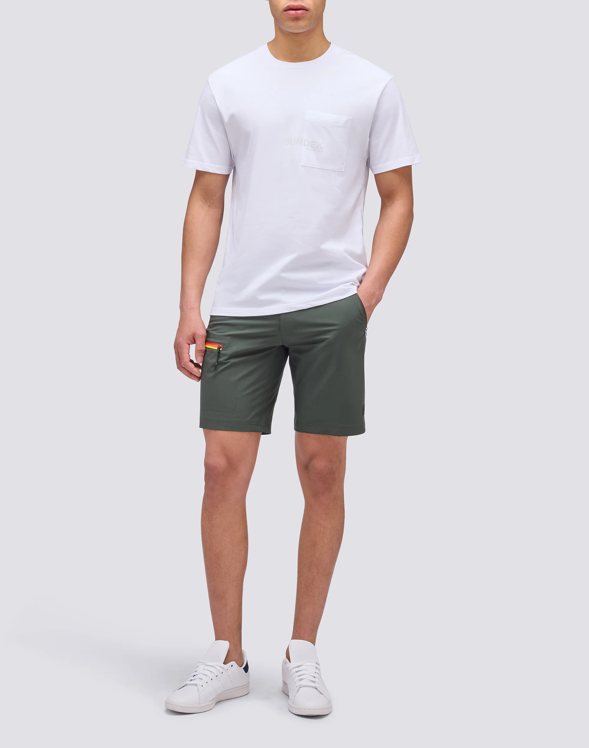 T-SHIRT CON TASCA E STAMPA - Image 3