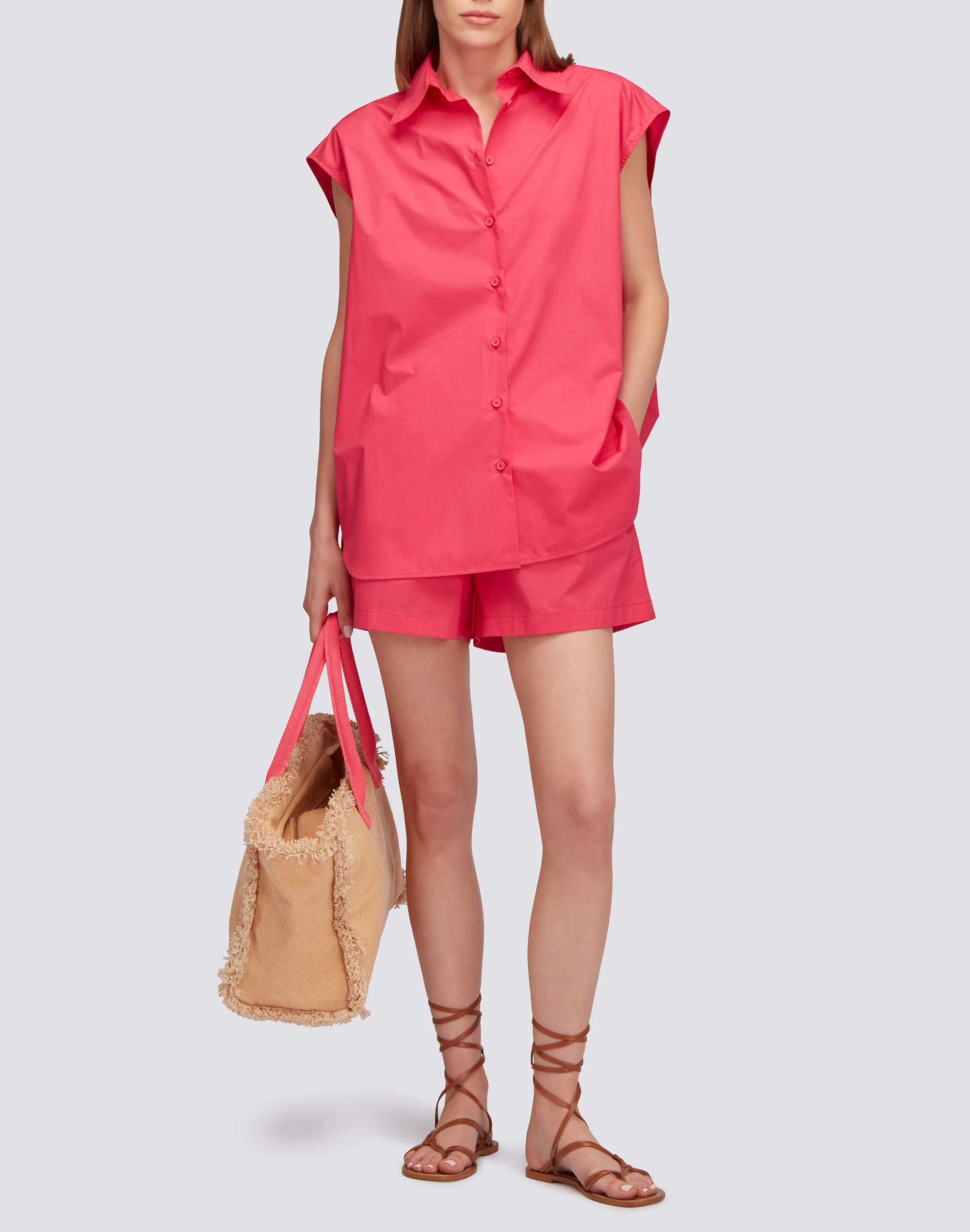 SHORTS IN POPELINE - Image 2
